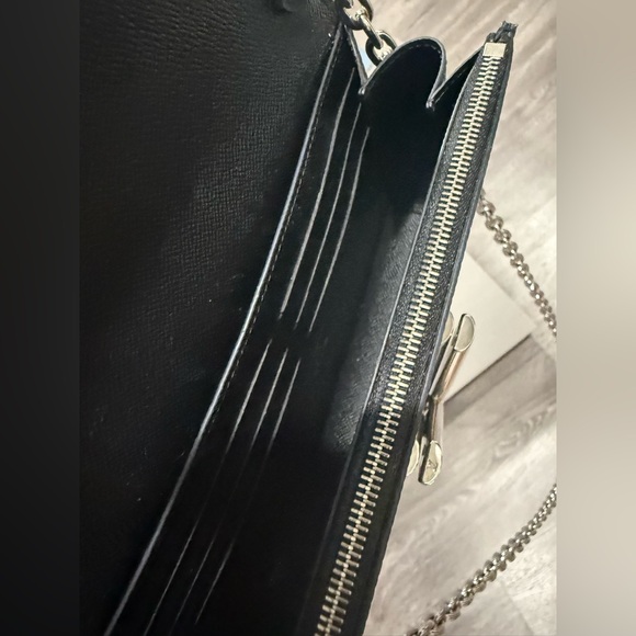 Louis Vuitton Chain Wallet - Picture 7 of 10